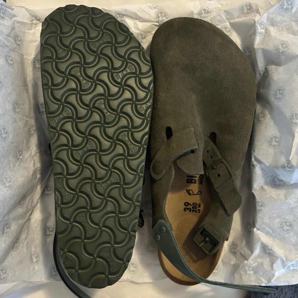 NWT Birkenstock Tokio II Suede Clog, Thyme Green, Size 39 (Regular fit)